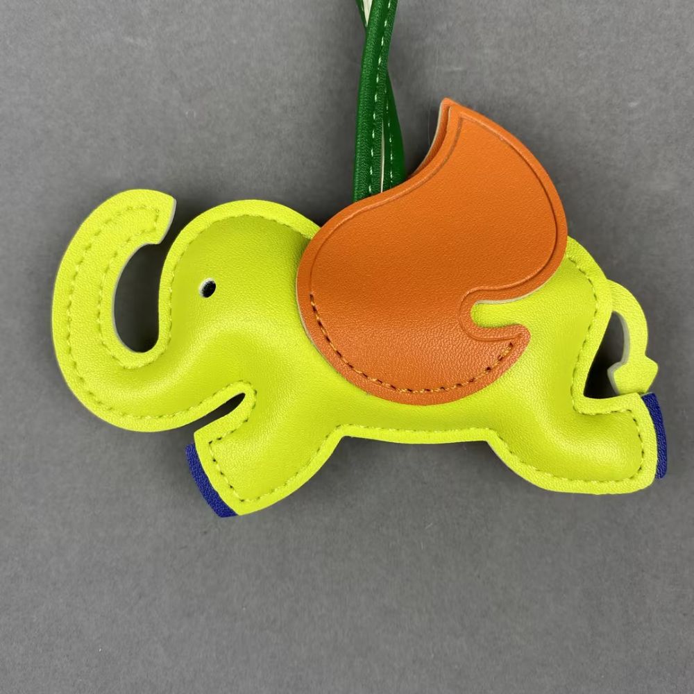 Flying Elephant Dumbo Bag Charm Bag Pendant keychain