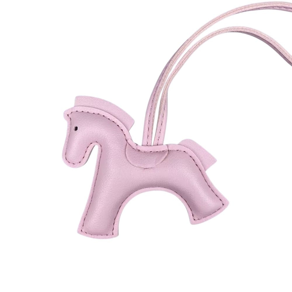 Versatile PU Leather Warhorse Steed Bag Charm - Equestrian Keyring Accessory for All Bags