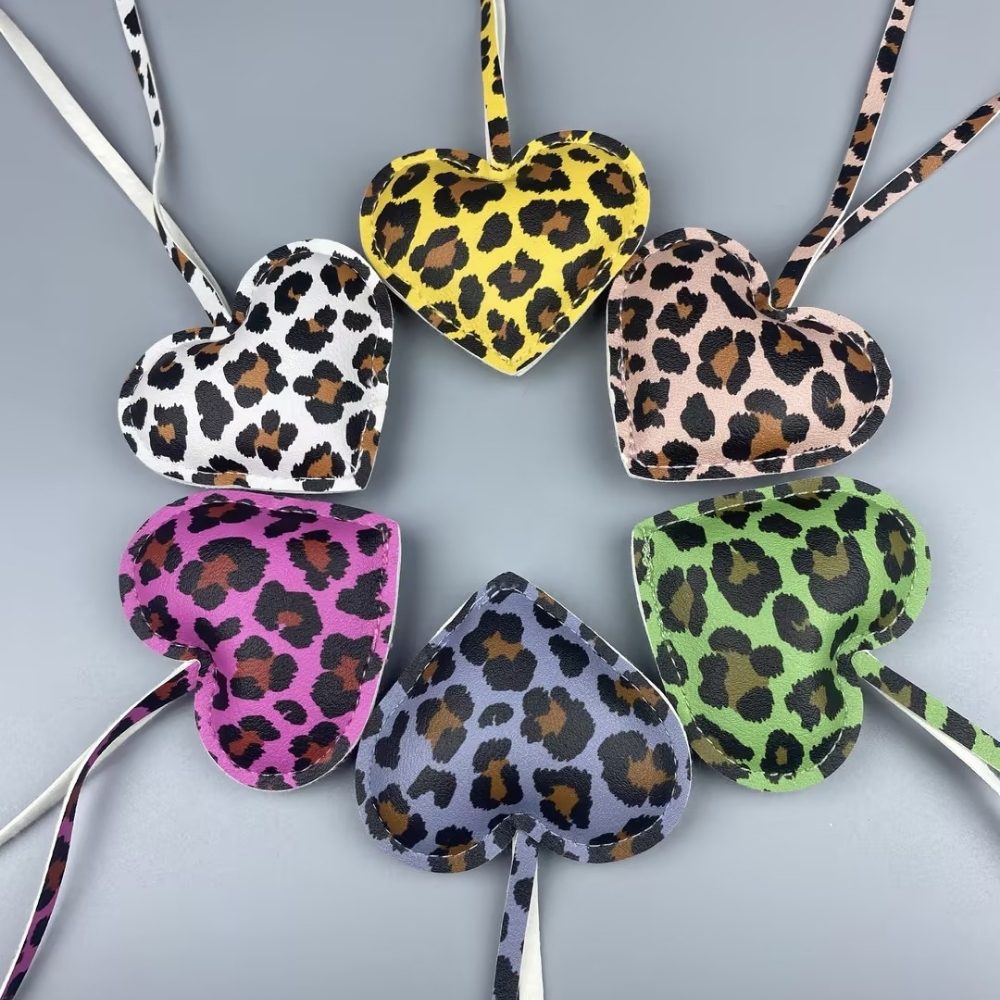 Leopard Print Heart Keychain - Faux Leather Padded Lanyard Charm for Bags & Phones