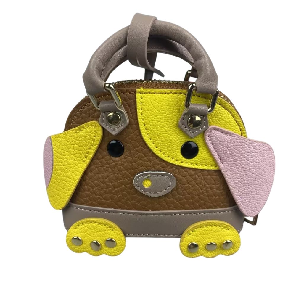Handcrafted Genuine Lambskin Animal Charm A timeless miniature sculpture for your keys or bag! Meticulously hand-sculpted from buttery-soft lambskin leather, this 3D elephant or whale charm (7×6×2.5cm) combines artistry with everyday elegance. Key Detail