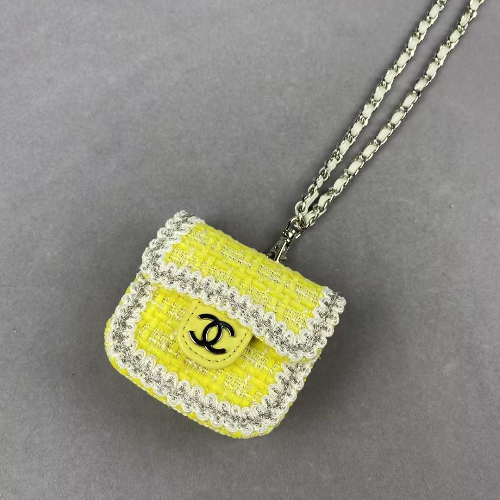 CC Luxury Rhombus Chain Mini Bag AirPods Case