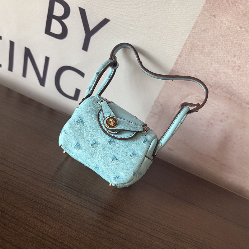 Mini Lindy_Ostrich Skin Grain