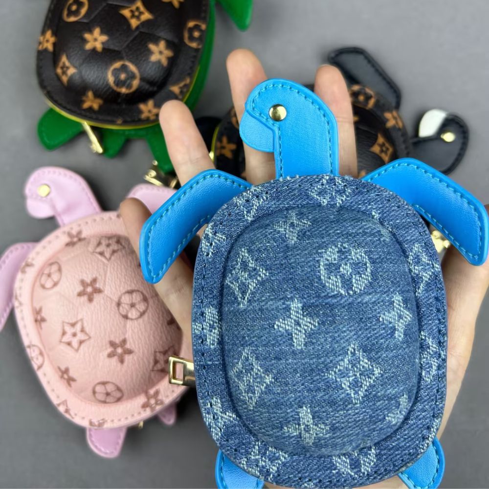 Mini Turtle Bag_Bag Charm, Mini Bag, L Brand Print