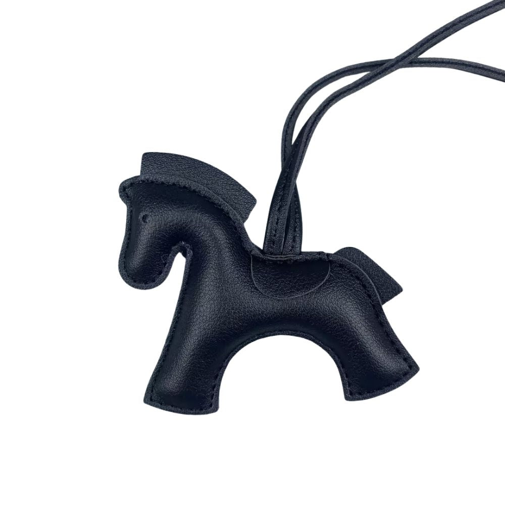 Versatile PU Leather Warhorse Steed Bag Charm - Equestrian Keyring Accessory for All Bags