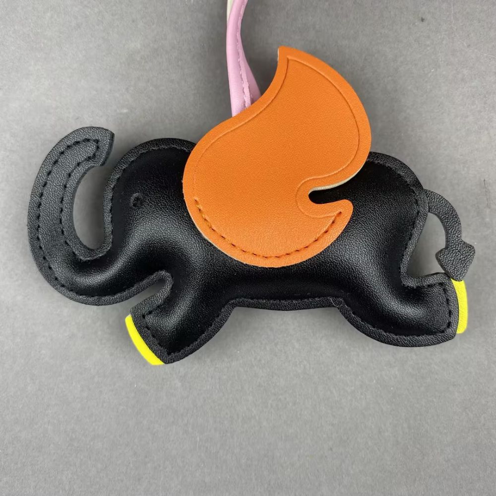 Flying Elephant Dumbo Bag Charm Bag Pendant keychain