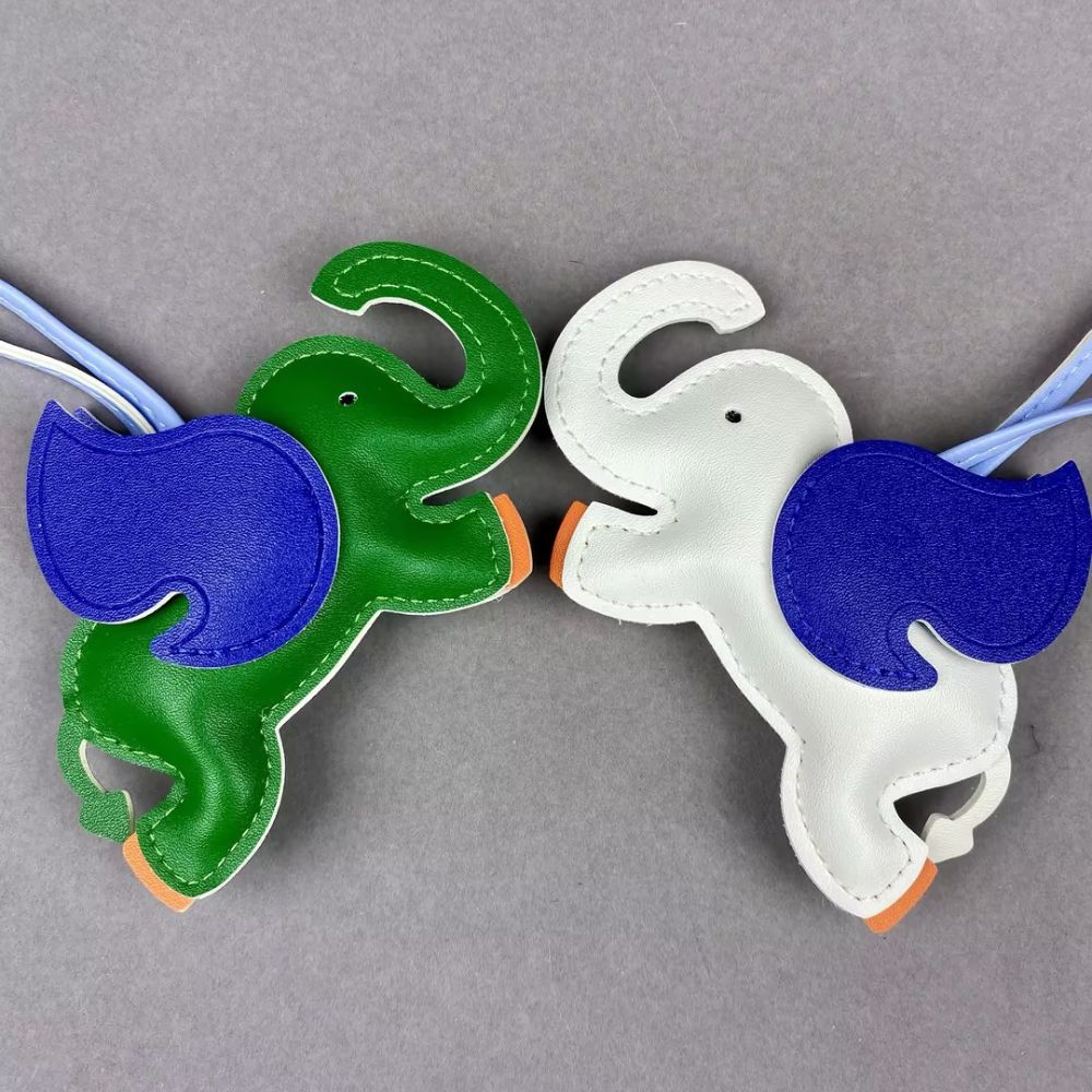 Flying Elephant Dumbo Bag Charm Bag Pendant keychain