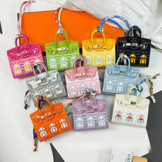 Velvet House-Shaped Mini Bag Charm | Cute Keychain Pouch for AirPods, Car Keys & Small Accessories – Trendy Small Purse Ornament