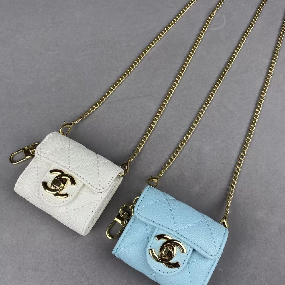 Chan-el Luxury Mini Bag Airpod Case Bag Magnetic Buckle With Gold Metal Chain