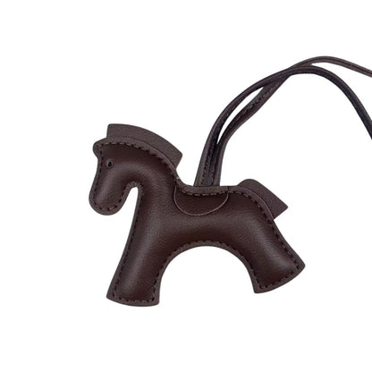 Versatile PU Leather Warhorse Steed Bag Charm - Equestrian Keyring Accessory for All Bags