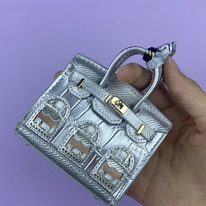 House Shaped Mini Bag Charm | Croc Embossed PU Leather Keychain Pouch for AirPods, Red Envelope & Car Keys – Cute Bag Pendant Ornament for Handbag, Backpack or Car Mirror – Trendy Small Gift for Women