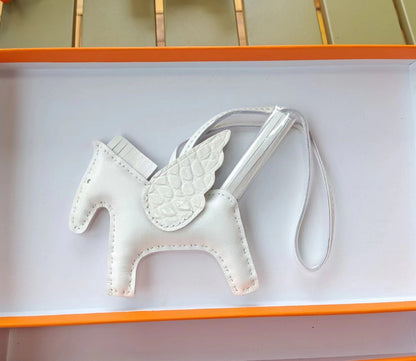 Genuine Lamb Leather Pegasus Flying Pony Bag Charm – Croc-Embossed Pendant for Handbag, Keychain or Purse – Premium Leather Accessory Gift for Women