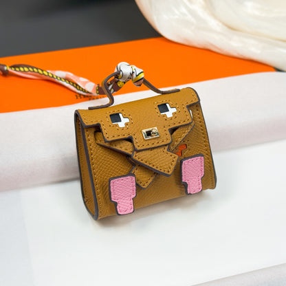 Smiley Face Mosaic Doll Bag Charm | Cute Keychain Pouch for AirPods, Coins & Small Accessories – Y2K Millennium Style Tiny Purse Ornament