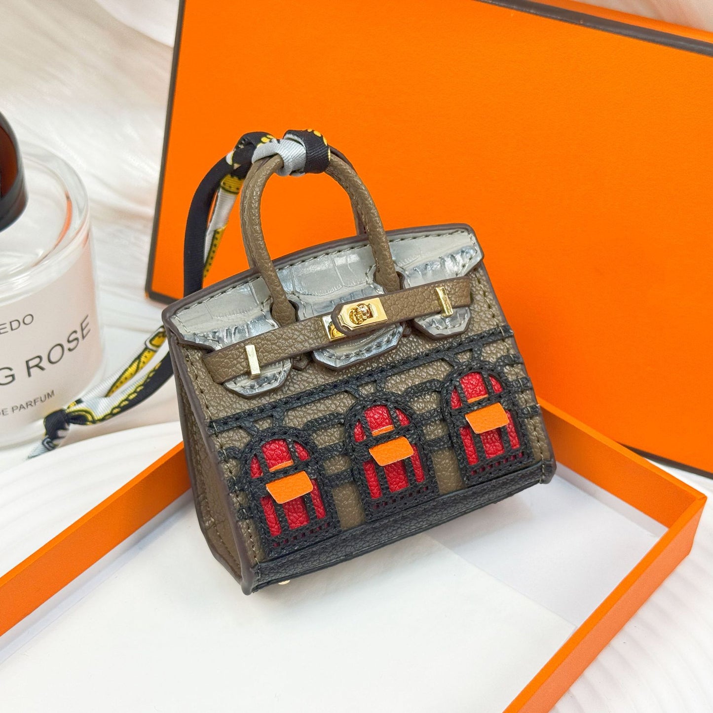 New fashionable mini small house bag pendant small bag cute bag pendant mouth red envelope earphone bag car key bag