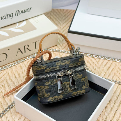 Mini messenger makeup women's bag Korean fashion bag pendant new double zipper foreign style chain earphone bag blind box