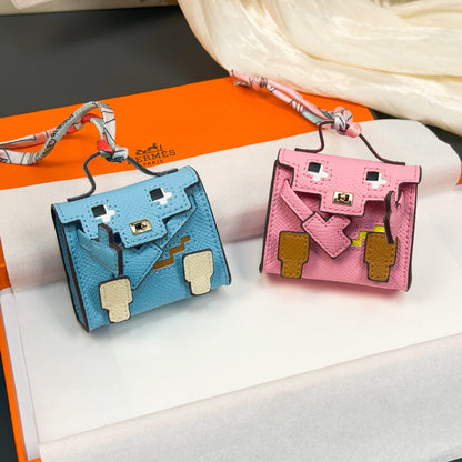 Smiley Face Mosaic Doll Bag Charm | Cute Keychain Pouch for AirPods, Coins & Small Accessories – Y2K Millennium Style Tiny Purse Ornament