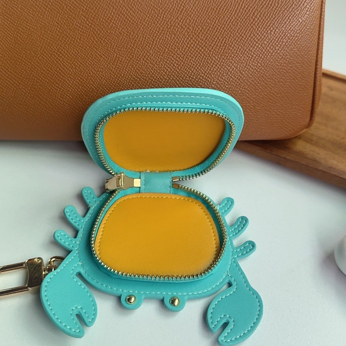Cute Little Crab Bag Charm | Wireless Bluetooth Headphones Case Holder – Keychain Coin Purse for Lip Balm, Keys & Coins – Car Ornament & Small Pouch Gift for Her