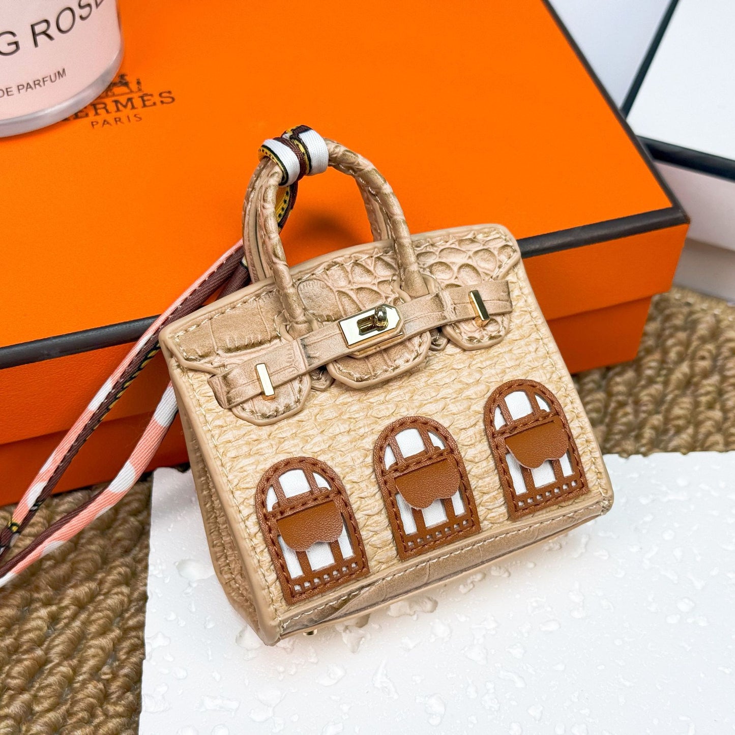 New fashionable mini small house bag pendant small bag cute bag pendant mouth red envelope earphone bag car key bag