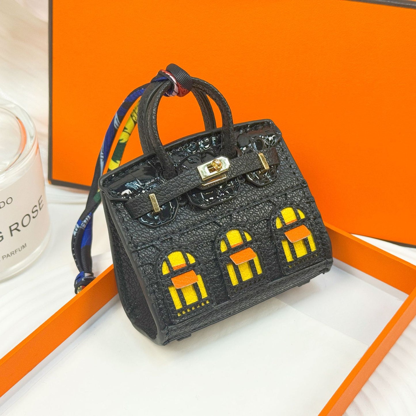 New fashionable mini small house bag pendant small bag cute bag pendant mouth red envelope earphone bag car key bag