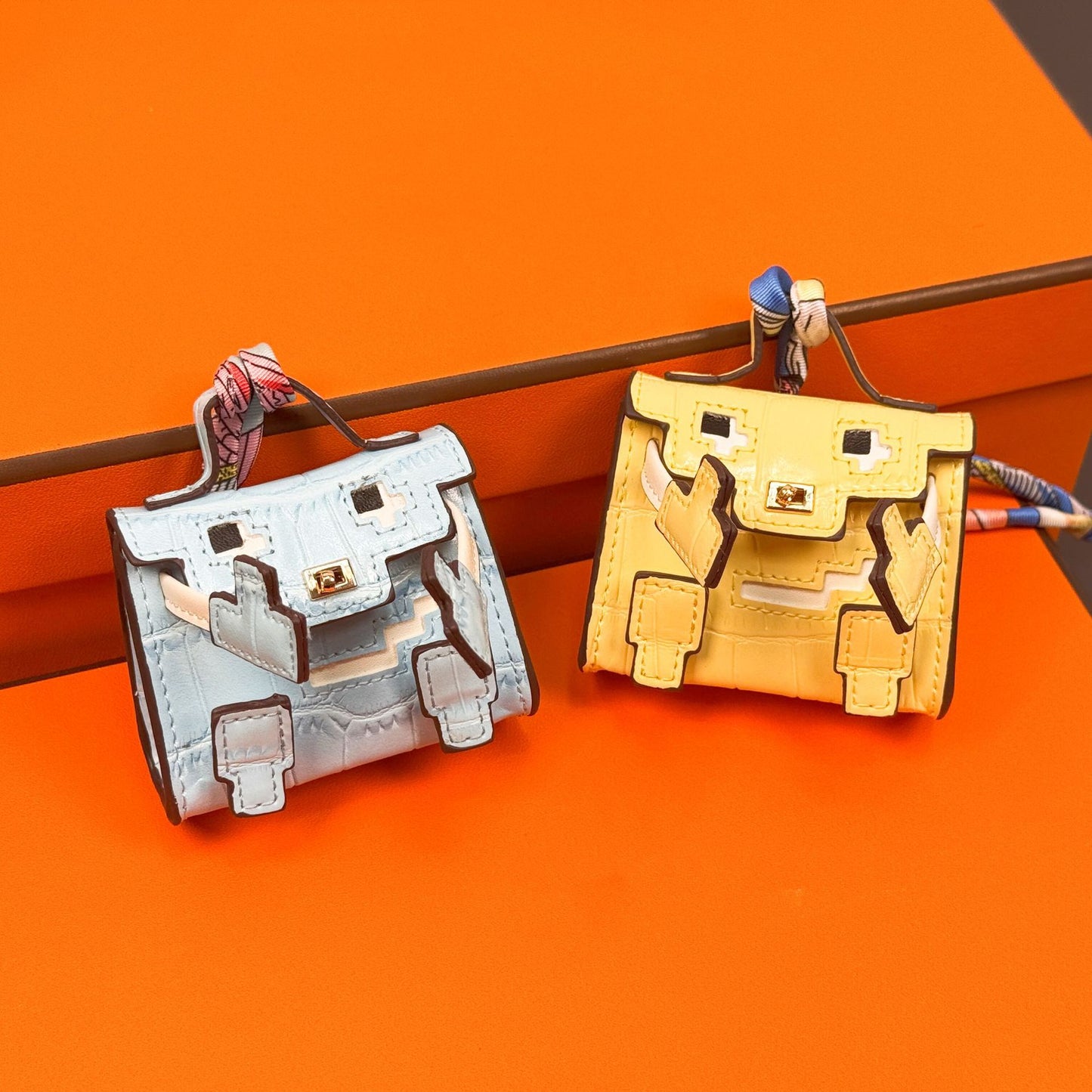 Glossy Croc Embossed Smiley Mosaic Doll Pouch | Y2K Mini Bag Charm – Cute Keychain Coin Purse & AirPods Holder for Handbag