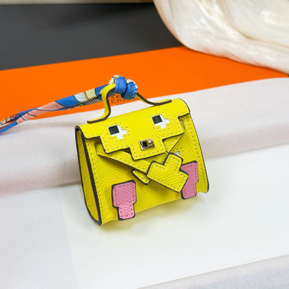 Smiley Face Mosaic Doll Bag Charm | Cute Keychain Pouch for AirPods, Coins & Small Accessories – Y2K Millennium Style Tiny Purse Ornament