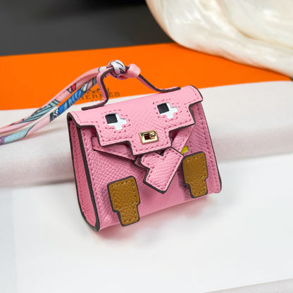 Smiley Face Mosaic Doll Bag Charm | Cute Keychain Pouch for AirPods, Coins & Small Accessories – Y2K Millennium Style Tiny Purse Ornament