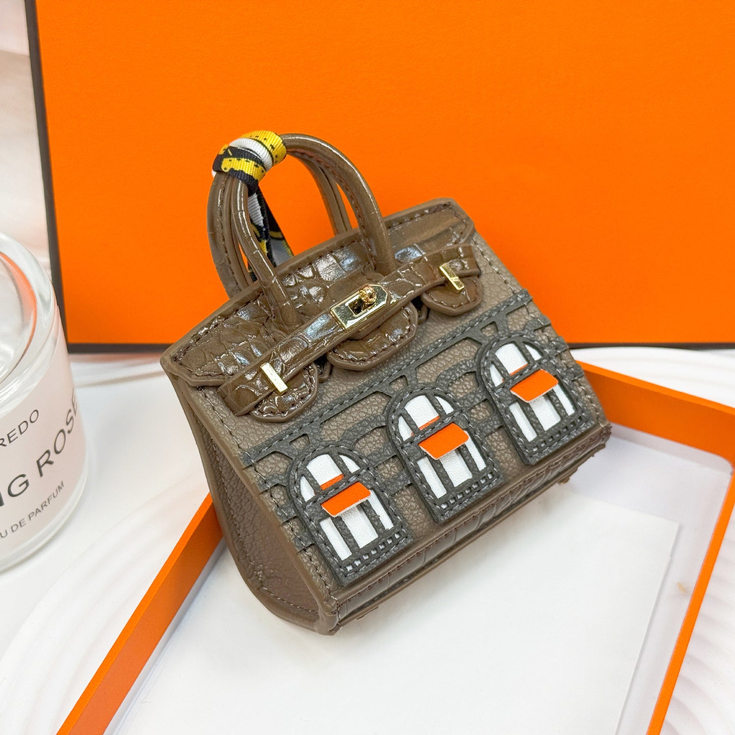 New fashionable mini small house bag pendant small bag cute bag pendant mouth red envelope earphone bag car key bag