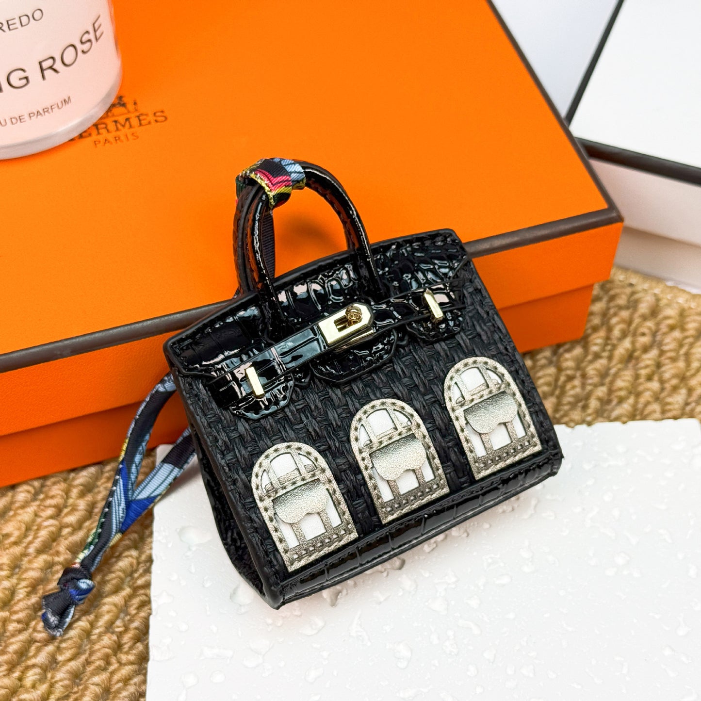 New fashionable mini small house bag pendant small bag cute bag pendant mouth red envelope earphone bag car key bag