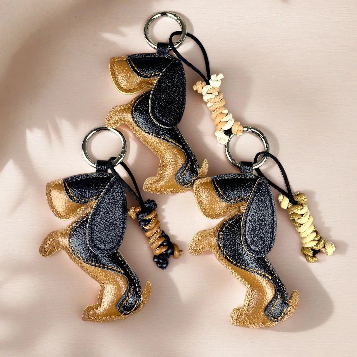 Cute Puppy PU Leather Keychain Bag Charm Set-Dog Pendant/Handwoven Leather Bone Accessory, Trendy Purse Hanger Ornament for Bag