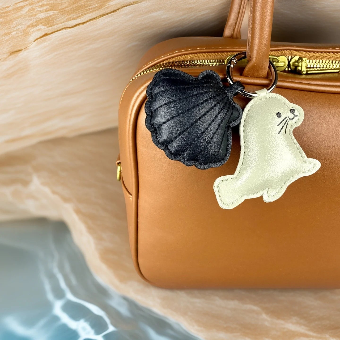 Cute PU Leather Keychain with Ocean Animal Charms - Stress Relief Sea Horse Shell Sea Lion Orca Pendant Gift Accessory