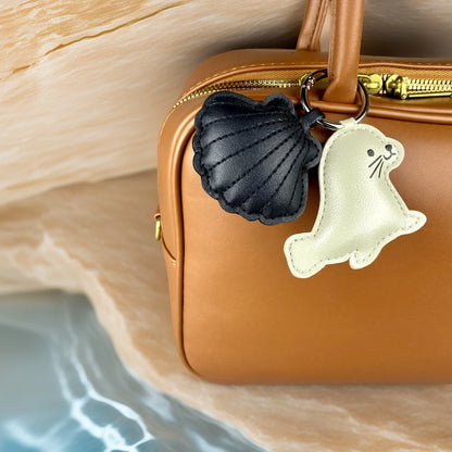 Cute PU Leather Keychain with Ocean Animal Charms - Stress Relief Sea Horse Shell Sea Lion Orca Pendant Gift Accessory