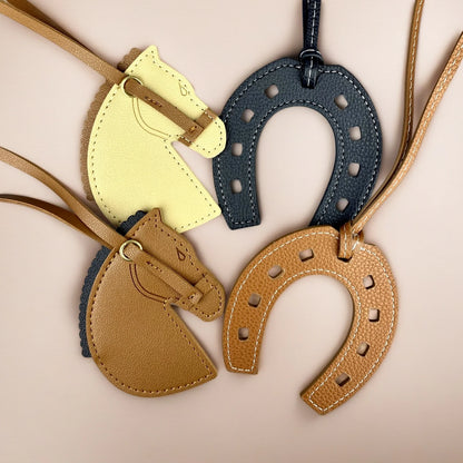 Handmade PU Leather Horse Head & Horseshoe Bag Charm/Keychain-Unique Equestrian Gift for Purse Backpack-Fashion Bag Accessory