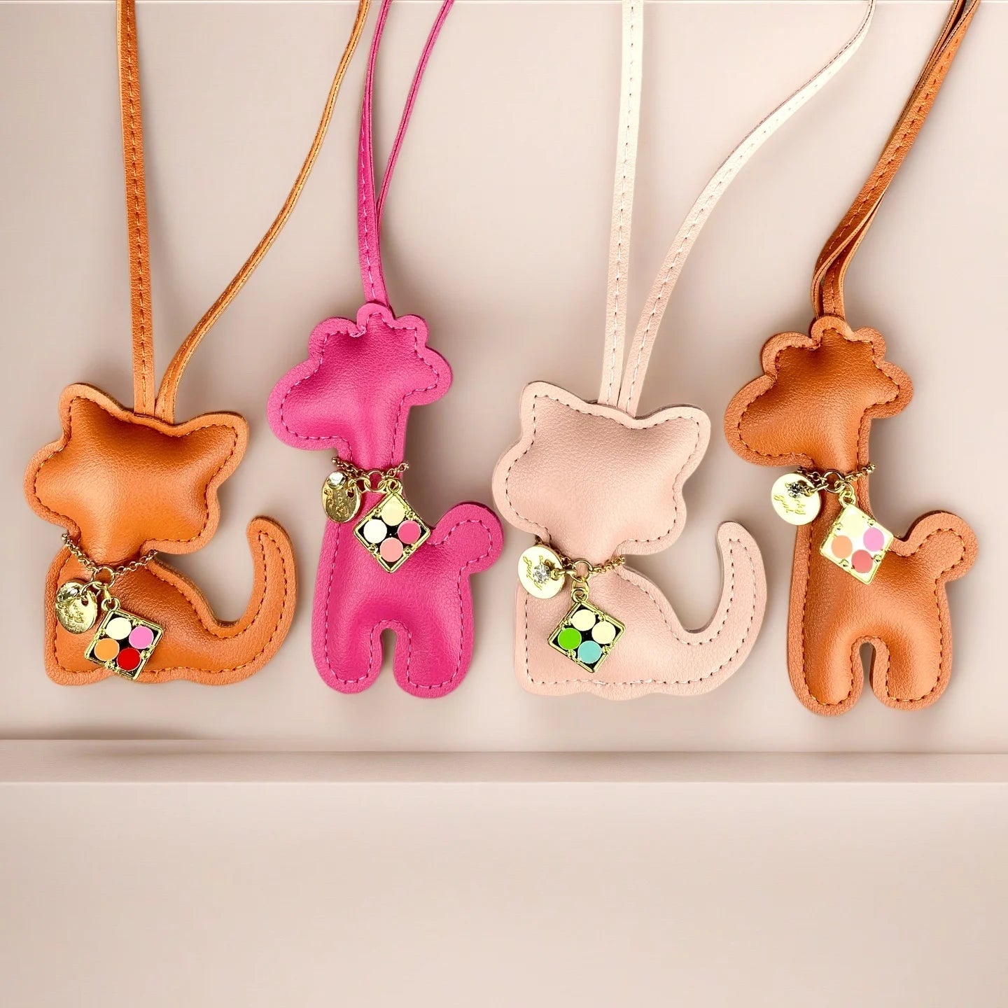 Stylish PU Leather Giraffe & Cat with Eyeshadow Palette Pendant NecklaceKeychain/ Bag Charm-Fashionable & Fun Accessory for Bags
