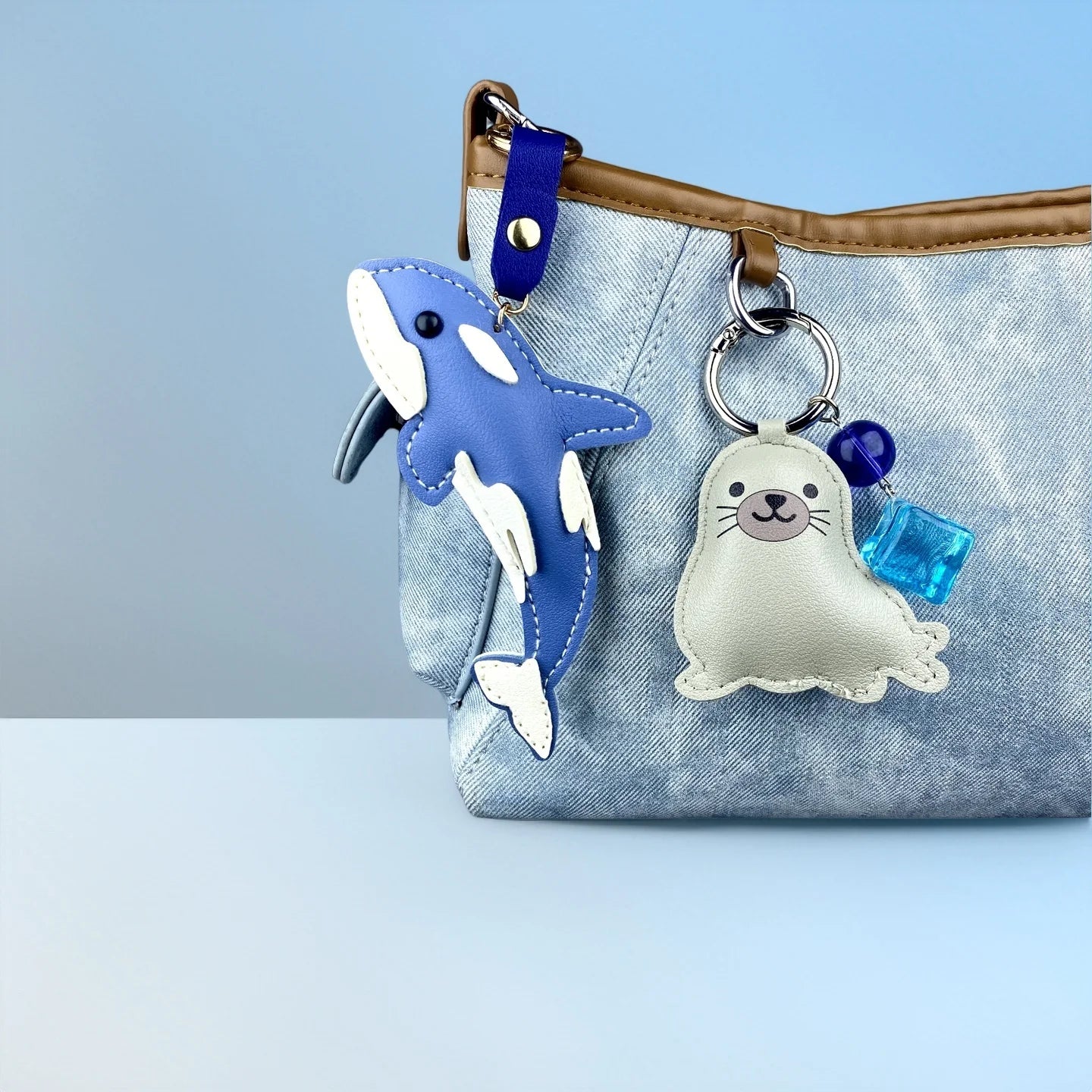 Cute PU Leather Keychain with Ocean Animal Charms - Stress Relief Sea Horse Shell Sea Lion Orca Pendant Gift Accessory