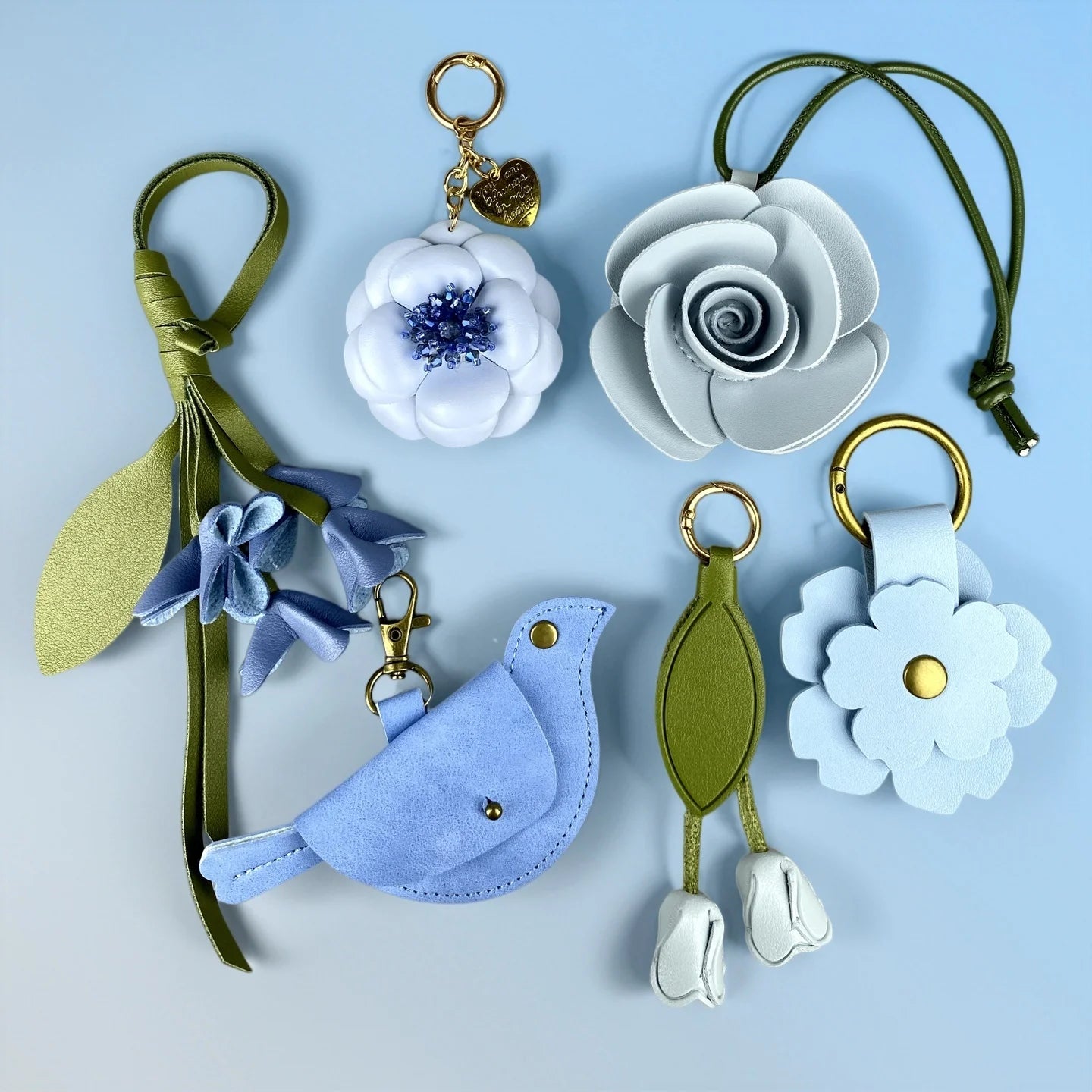 Blue Theme Floral Pu Leather Keychain/Bag Charm-Blue Flower Purse Charm Car Hanging Decor-Unique Calming Aesthetic Gift For Bag