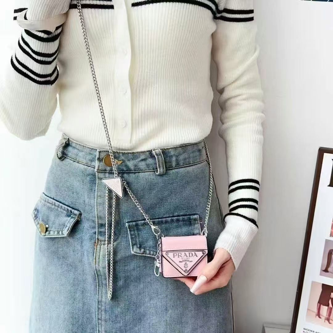 PRAD-A トライアングルバッジ ミニバッグ AirPodsケース